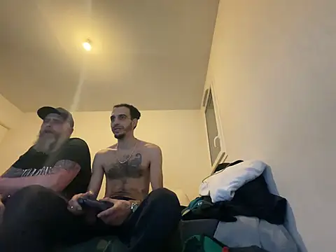 Rebeu313's cam snapshot