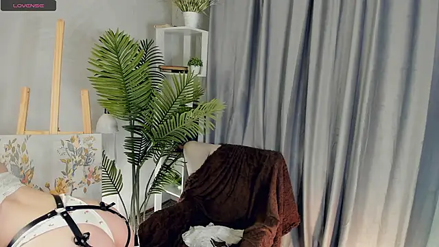 AlisonBallek's cam snapshot