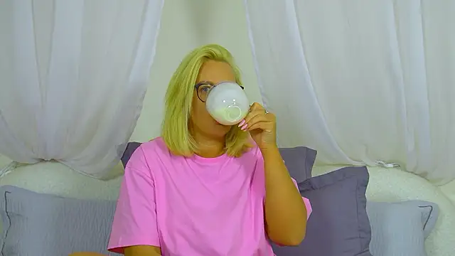 MariaNeumann's cam snapshot