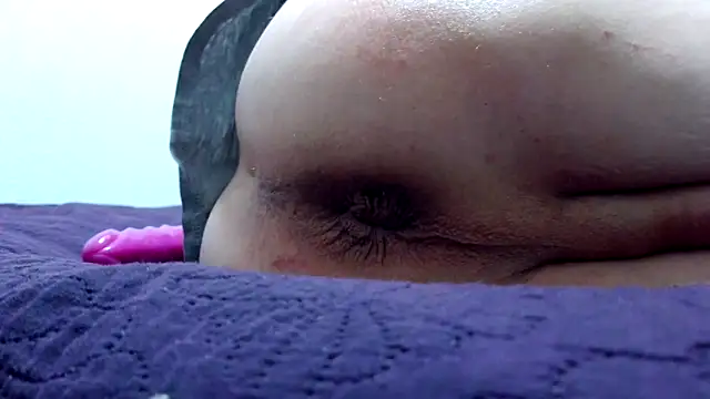 Ifnofitputspit's cam snapshot