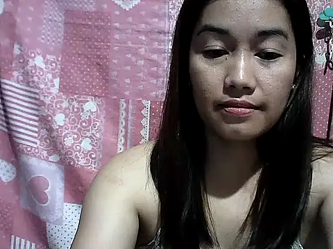 CreamyPussy30's cam snapshot