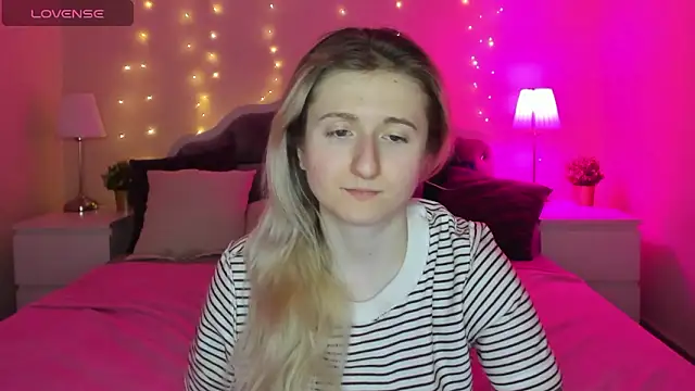 CamillaDreamer's cam snapshot