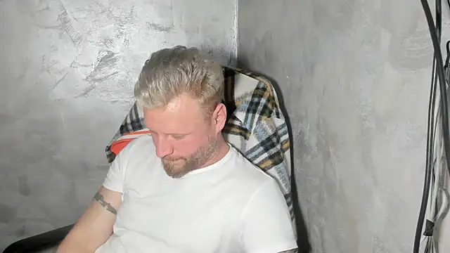 ALEX_BEAUTY2025's cam snapshot