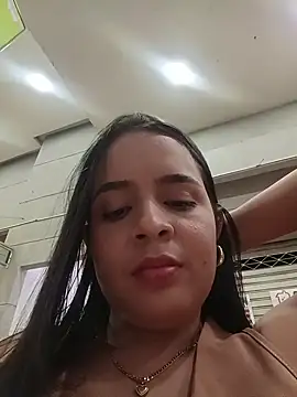 Julieth_hot-69's cam snapshot