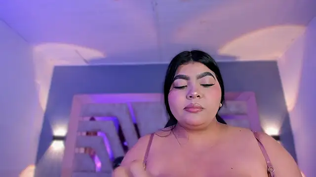 BellaBoobs_'s cam snapshot