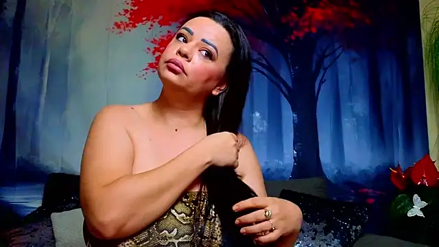 ElizabethEven's cam snapshot