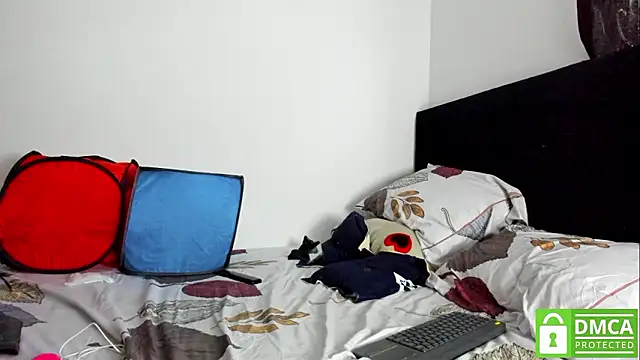 Sharloth_and_lilith's cam snapshot