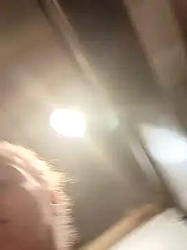 sarahkat86's cam snapshot