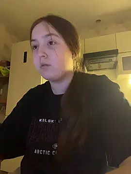 Charming_hamster_'s cam snapshot