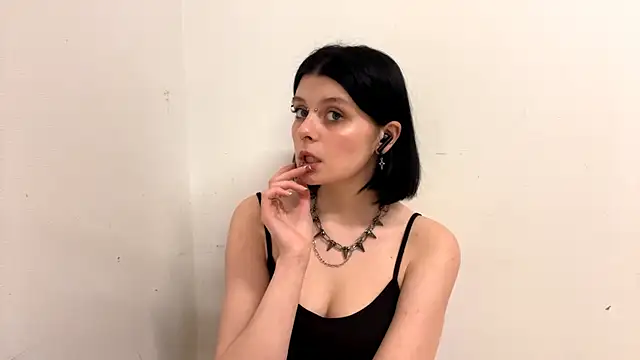 MisAlise's cam snapshot