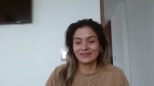 linda-mature43's cam snapshot