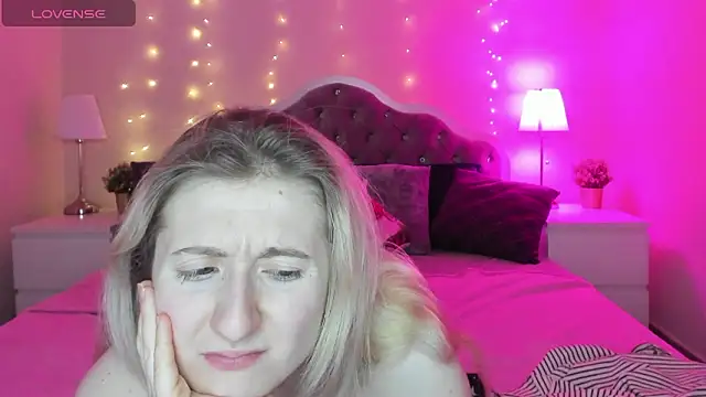 CamillaDreamer's cam snapshot