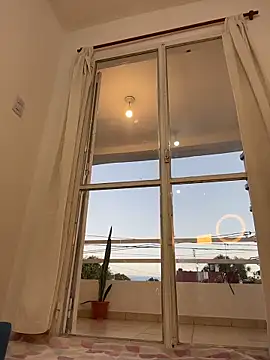 MaddyX__ live sex cam