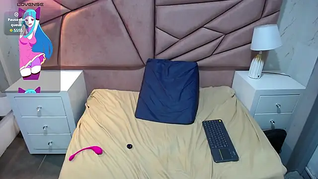 bunnywhite21's cam snapshot