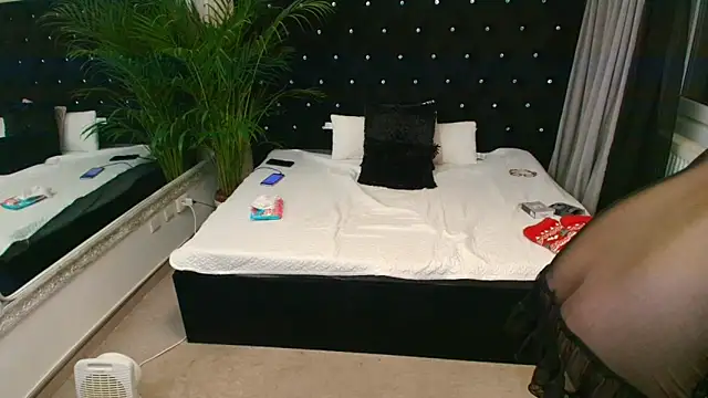 Lilly_hott's cam snapshot