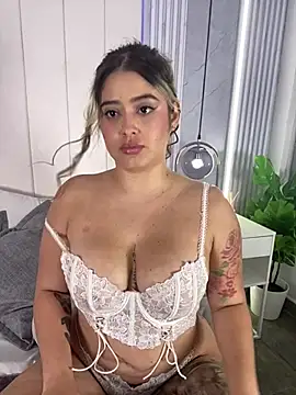 AlannaFoxx's cam snapshot