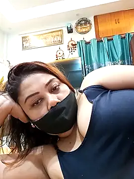 Cute-mona live sex cam