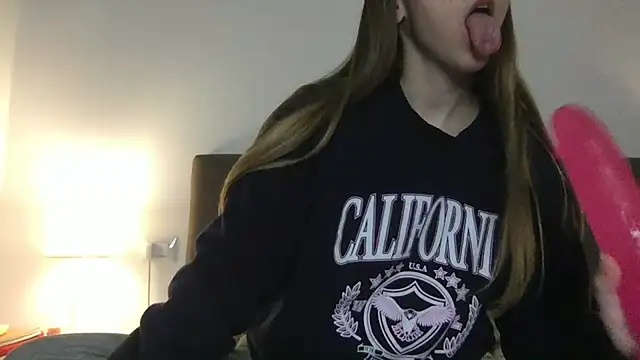 Martimartinaxx live sex cam