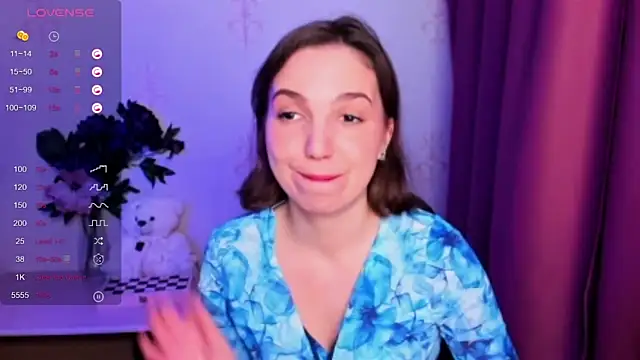 KindHazelHere_'s cam snapshot