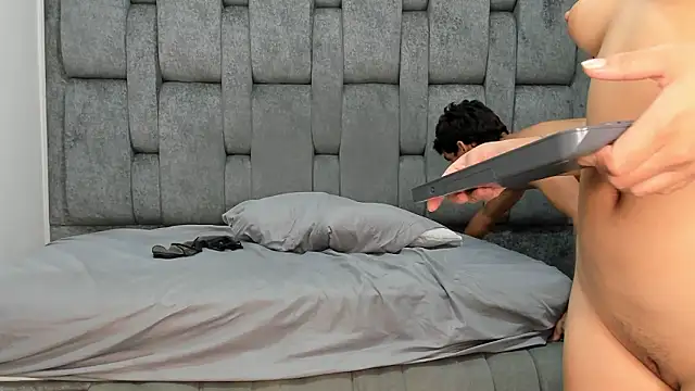 SeleneAndDorian's cam snapshot