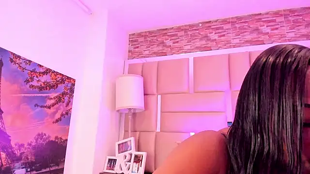 ShaniaBrownn's cam snapshot