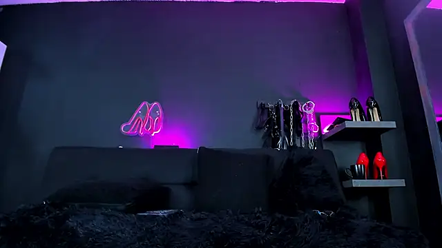 DelaneyStone live sex cam