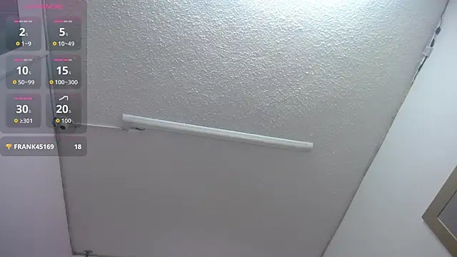 VICTORIAHANK_'s cam snapshot