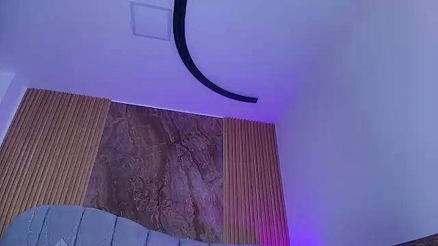 luce_williams's cam snapshot