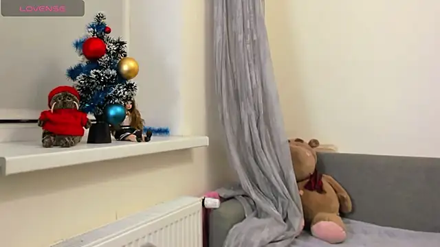 _ellen_meow_'s cam snapshot