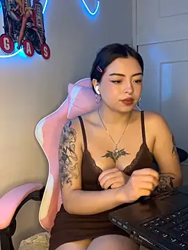 Valu_euphoria's cam snapshot