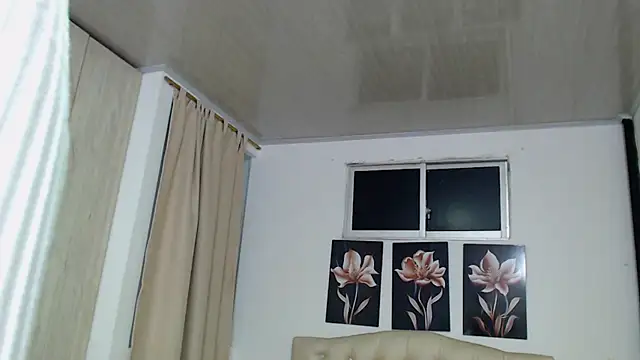 pinky_f00x's cam snapshot