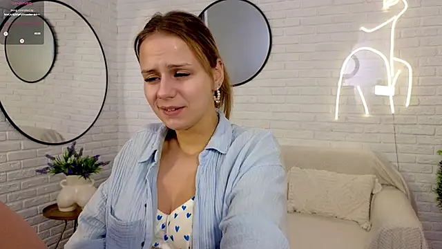 Wendy_D0ll's cam snapshot