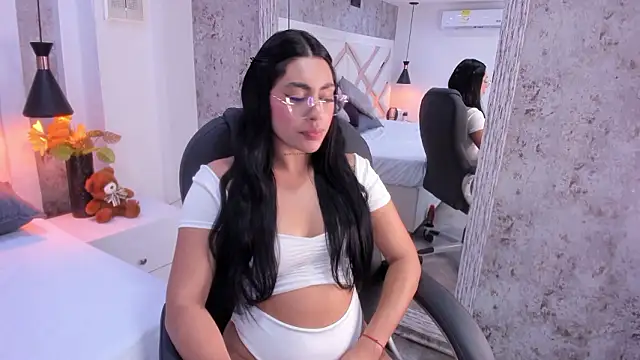 Vanessa_Rain_'s cam snapshot