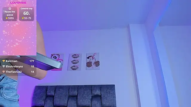 kittymonroe1's cam snapshot