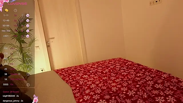 CassieReborn's cam snapshot