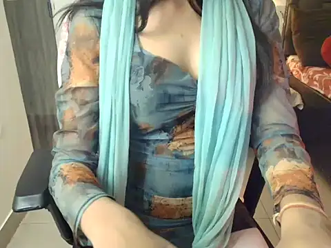 CUTE_princess_143's cam snapshot