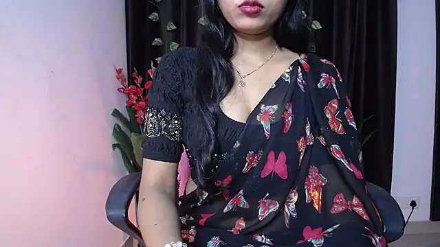 Baby_naughtyy's cam snapshot