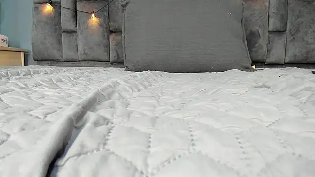 NicoletCherry__'s cam snapshot