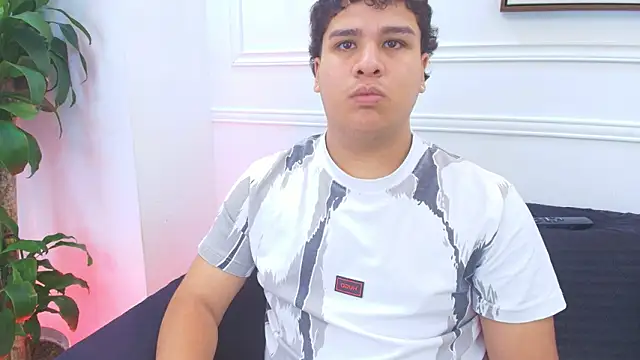 Naim_Bennetsex live sex cam