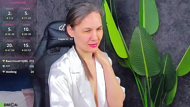 Lillian_White live sex cam