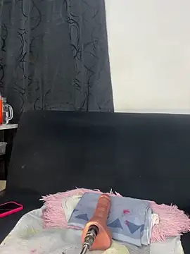 chiquimaturesexy live sex cam