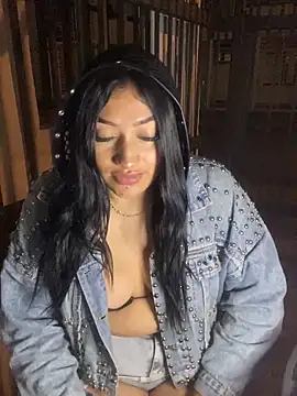 Georgia_Pink's cam snapshot