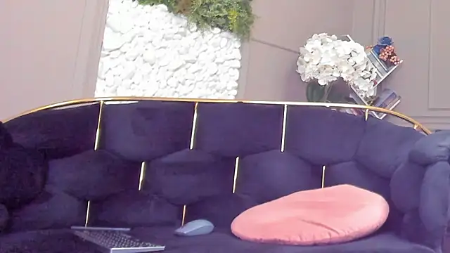 Deliciouslips's cam snapshot