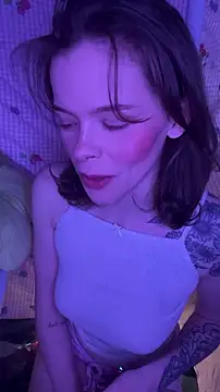 YourEnglishRose's cam snapshot