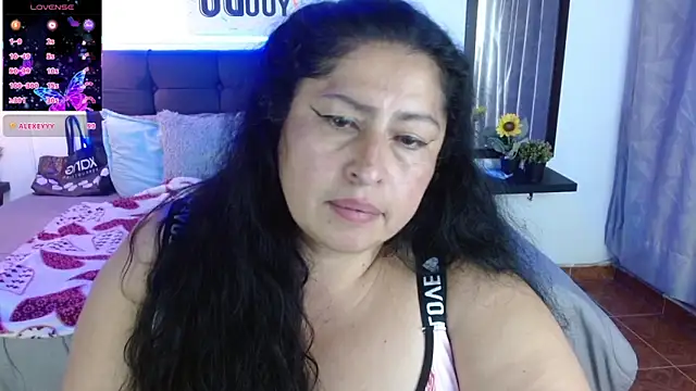 Keyla01_'s cam snapshot