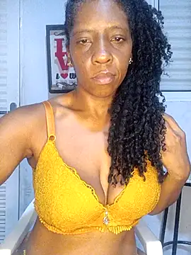 Luhma_hot's cam snapshot