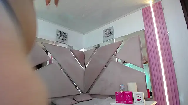 Mia_garcia28's cam snapshot