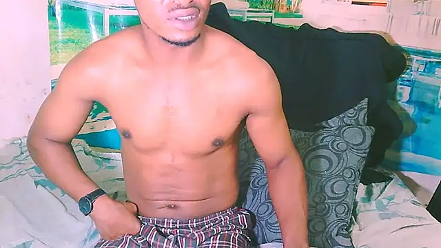 EbonyTiger69's cam snapshot