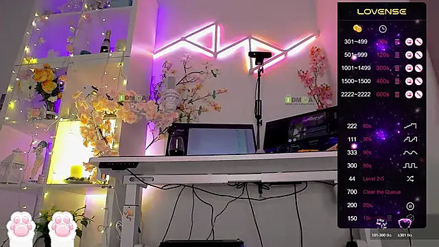 Elena-Marilyn's cam snapshot