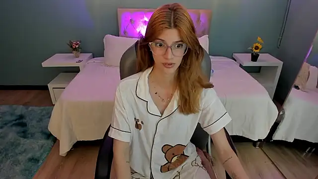 Nora_Vennucci's cam snapshot